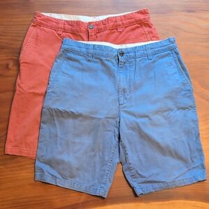 Lot of 2 Dockers men's cotton twill shorts - Blue and Red
